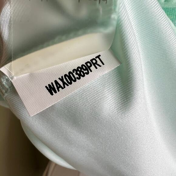 Calia by Carrie Underwood Tank Top SMALL Mint Havana Boho Strappy Athletic NEW - Picture 10 of 10